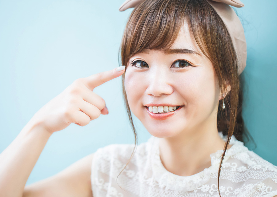 あなたの瞳にあったコンタクトを選びます。